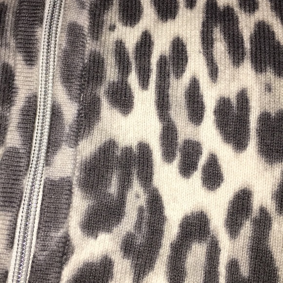 Zenergy Zip-up Jacket - Picture 2 of 3